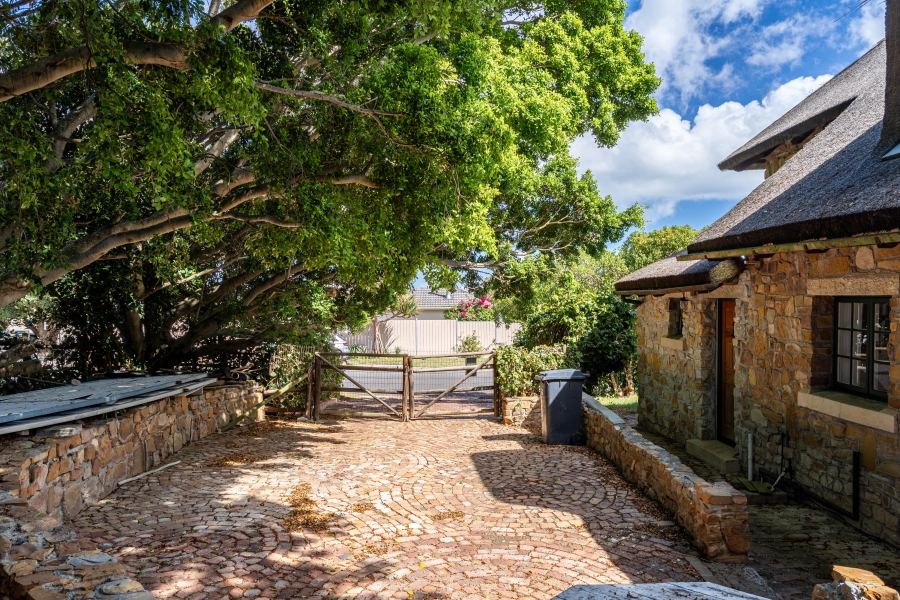 2 Bedroom Property for Sale in San Michel Western Cape